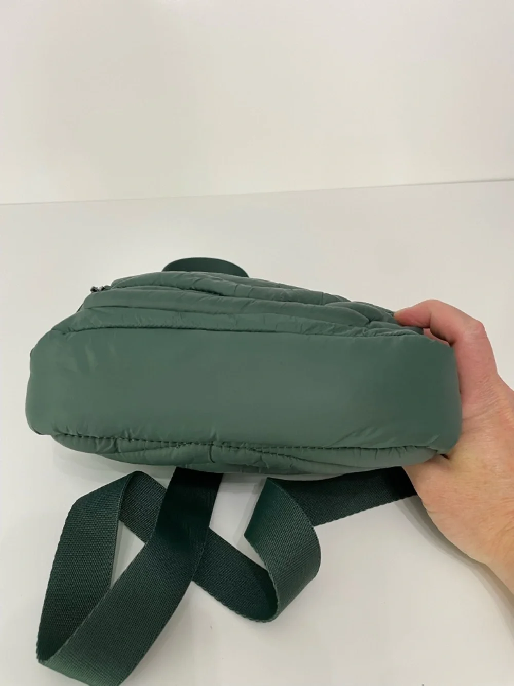 Lands End Ultra Light Quilted Forest Green Puffer Adjustable Crossbody Bag Cabin